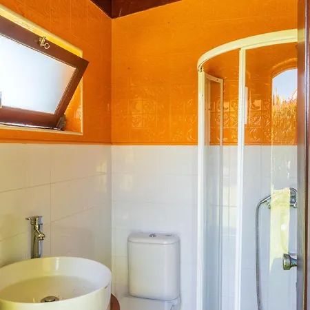 펜션 Host Wise - Rustic House With Pool And Garden
