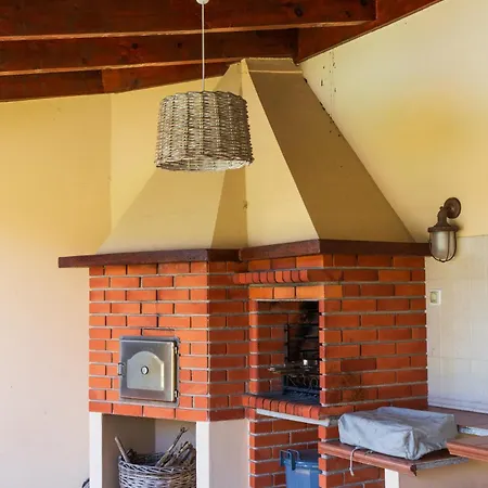 Host Wise - Rustic House With Pool And Garden 펜션 *