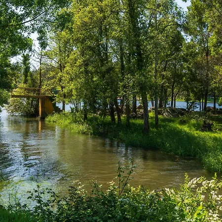 펜션 Host Wise - Rustic House With Pool And Garden *
